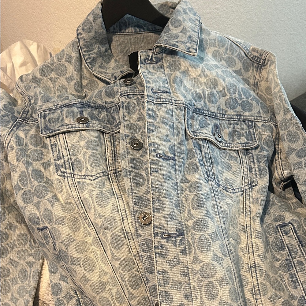 Coach Light Blue Patterned Denim Jacket - image 10